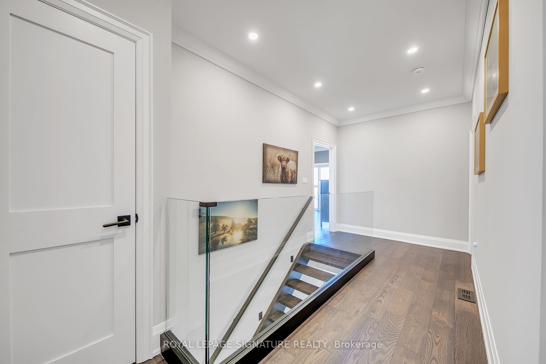 22 Mitchell Ave