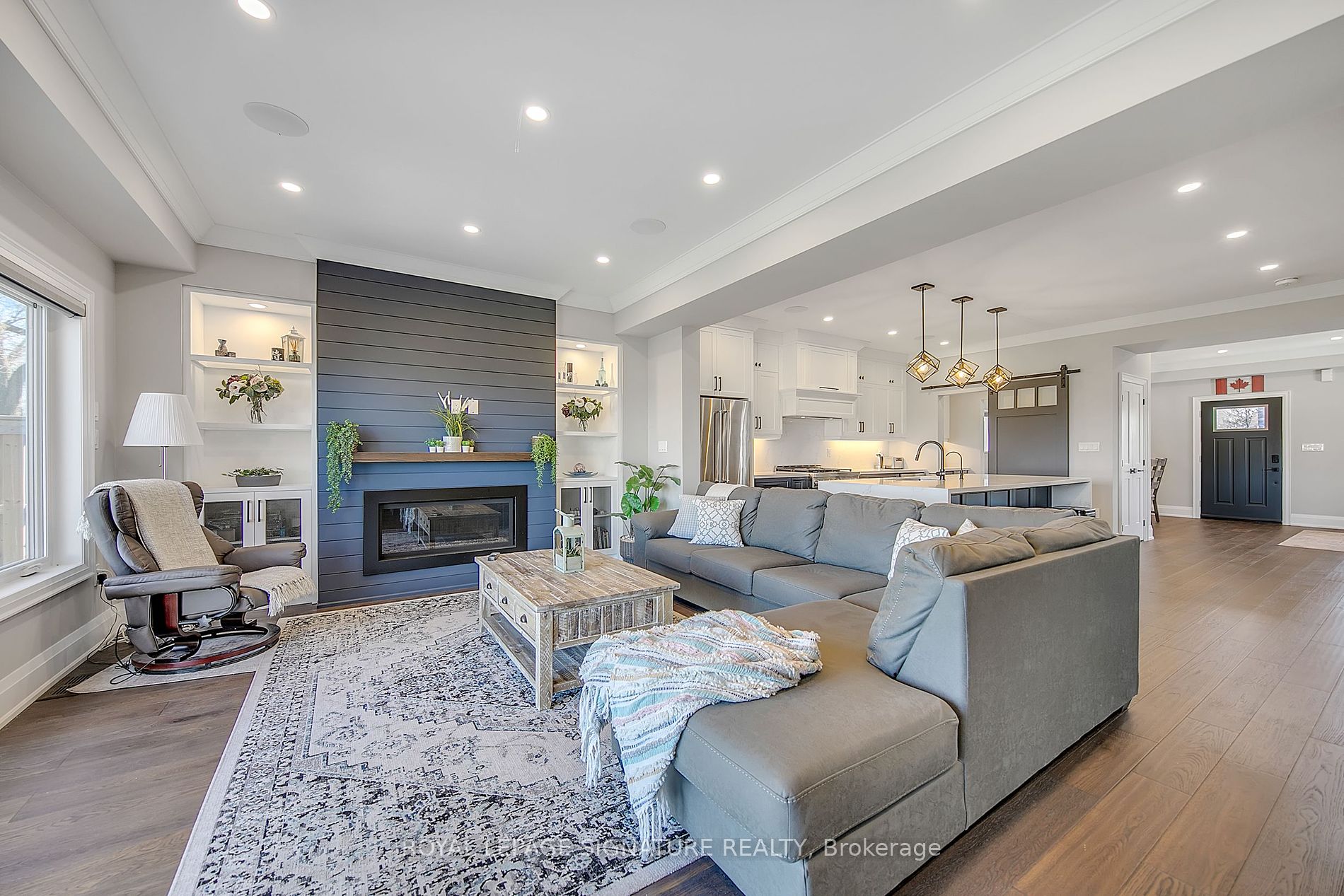22 Mitchell Ave
