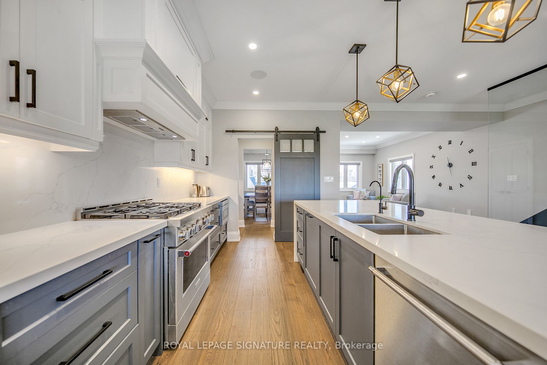 22 Mitchell Ave