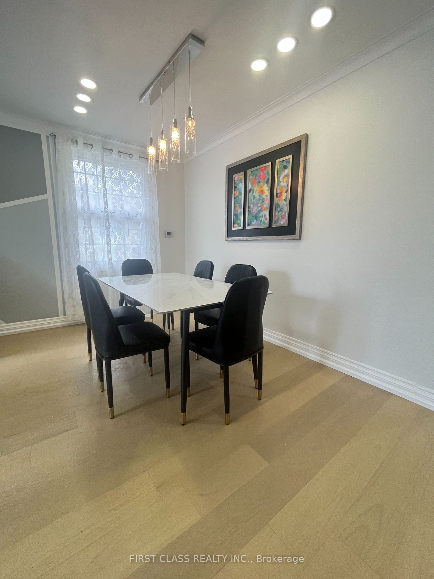 377 Taylor Mills Dr S