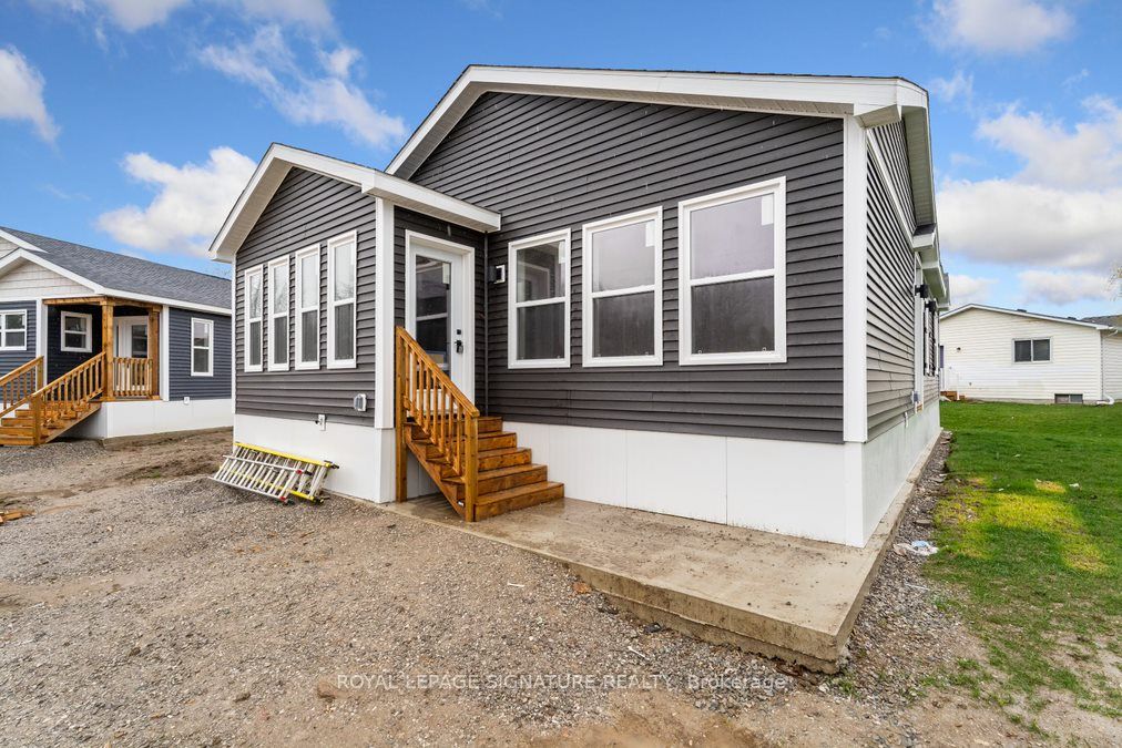 18 Briarwood Place