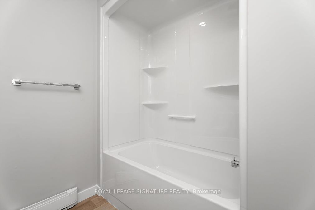 18 Briarwood Place