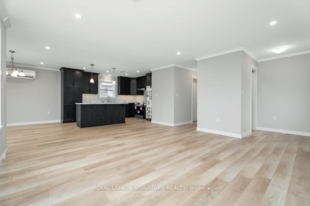 18 Briarwood Place