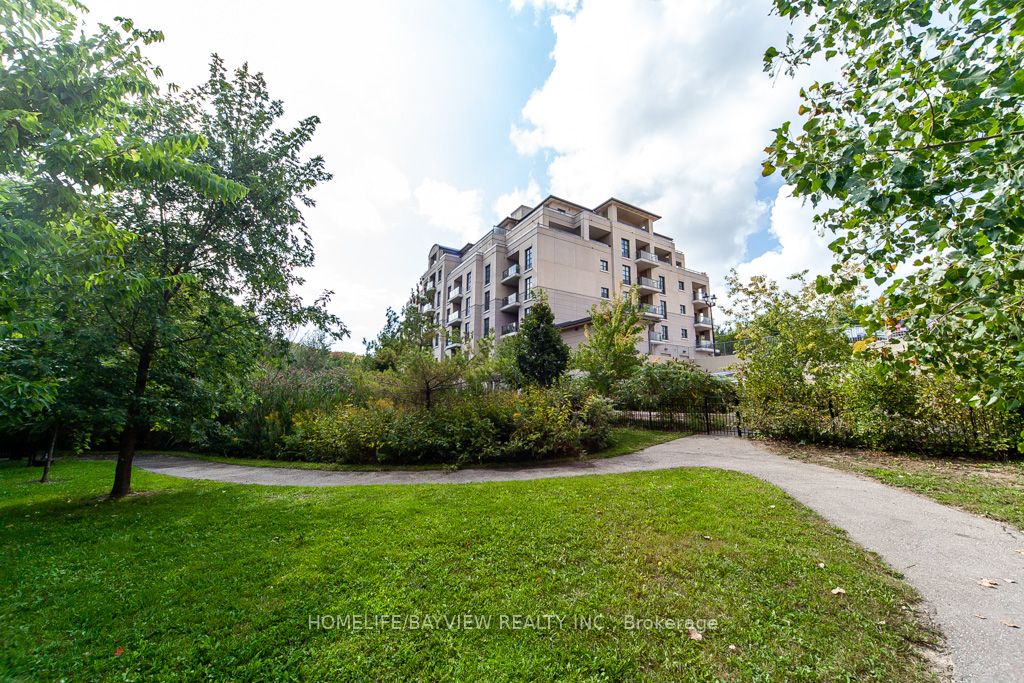 9909 Pine Valley Drive #213