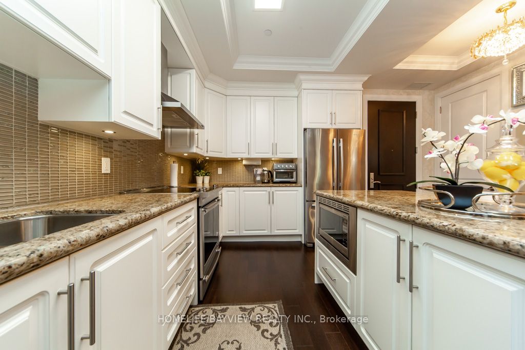 9909 Pine Valley Drive #213
