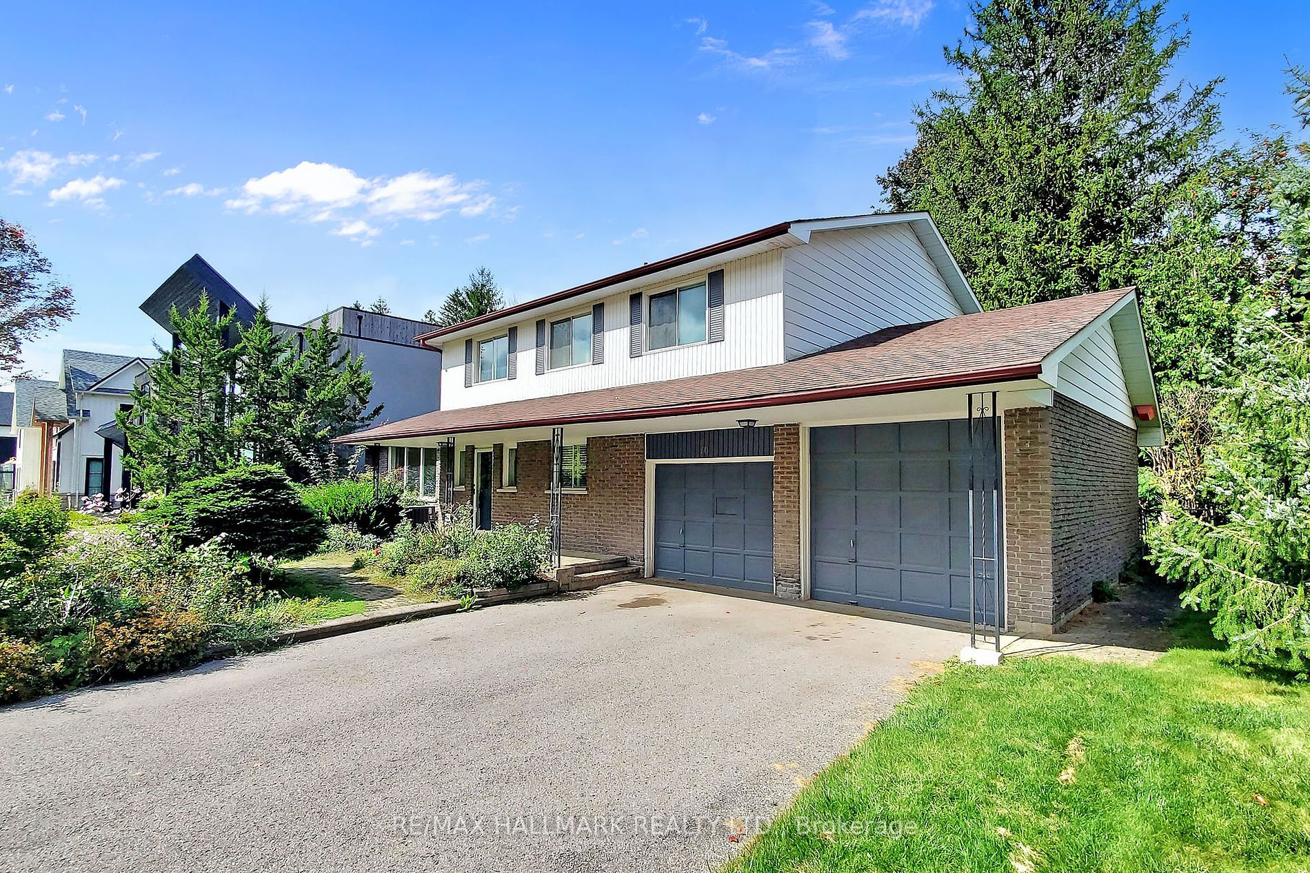 10 Hawthorne Lane