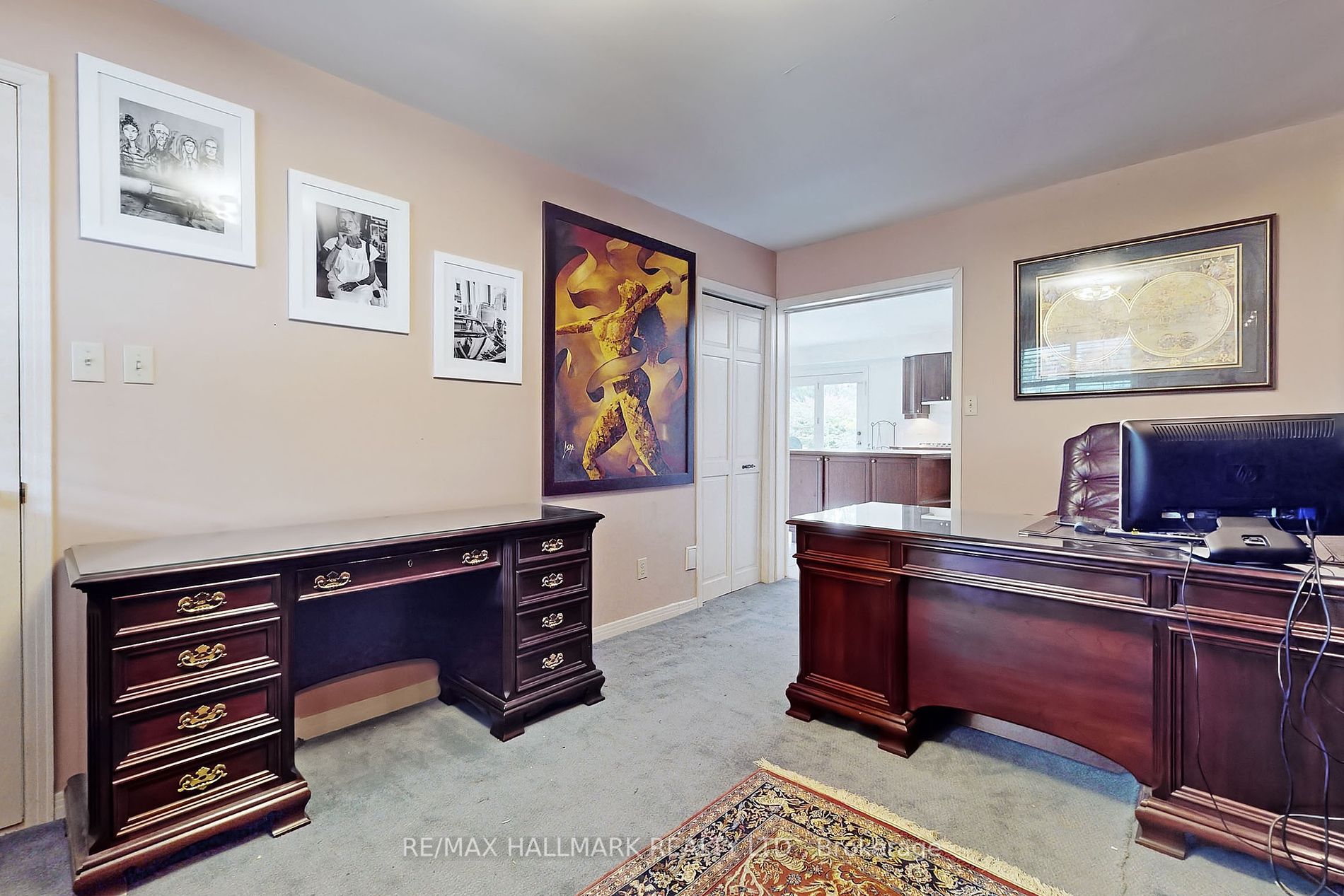 10 Hawthorne Lane