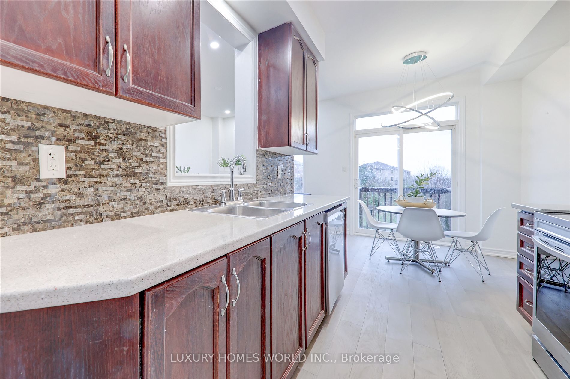 8 Townwood Dr, #82