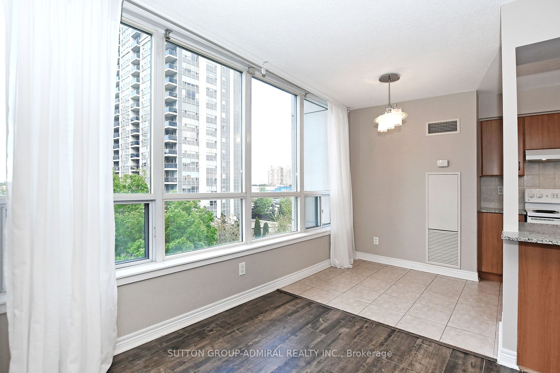50 Disera Drive, #405