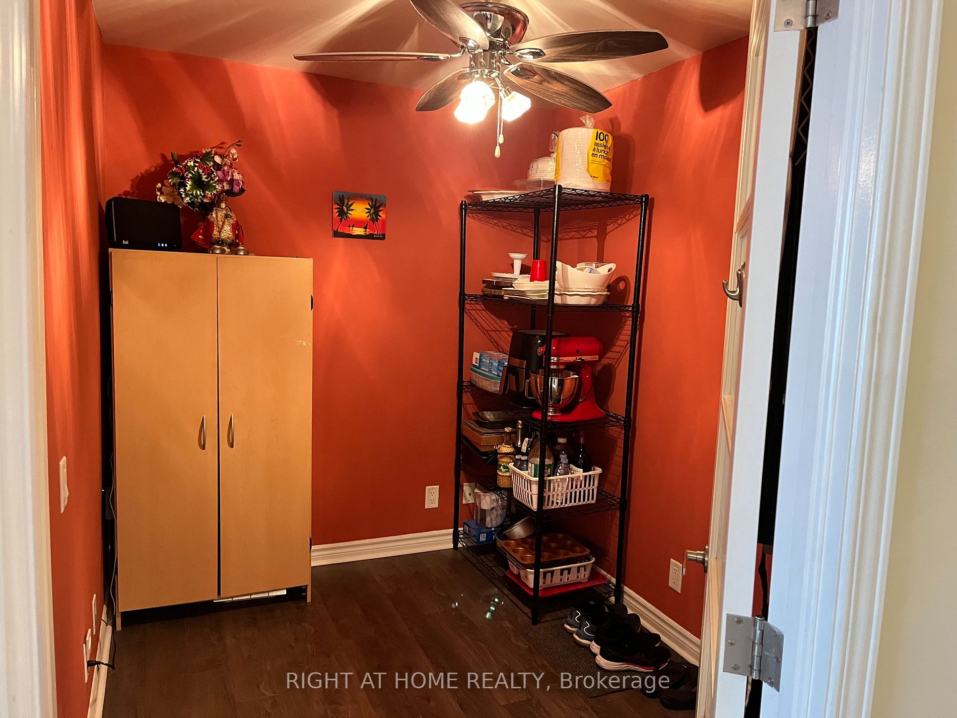 11121 Yonge Street, ## 602