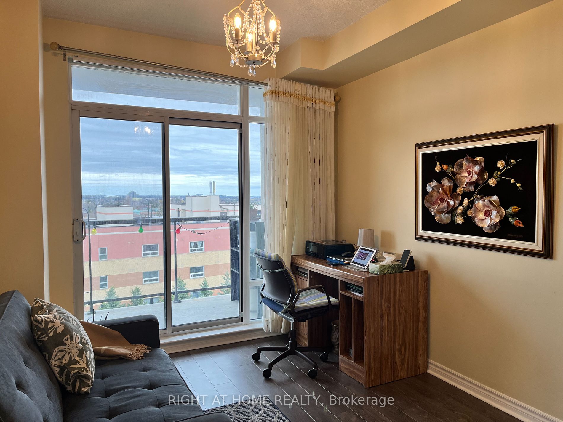 11121 Yonge Street, ## 602
