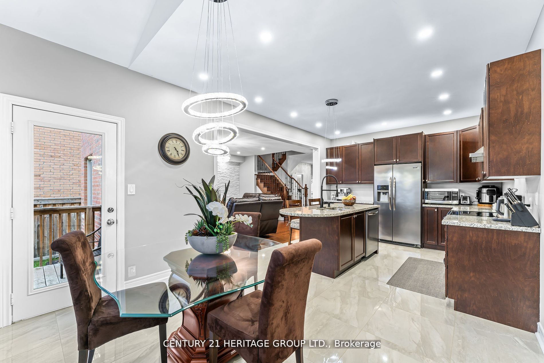 66 Romanelli Crescent