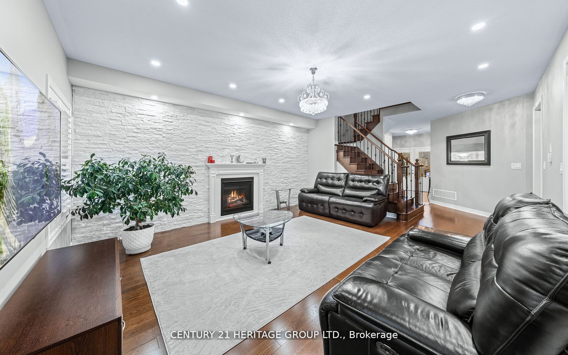 66 Romanelli Crescent