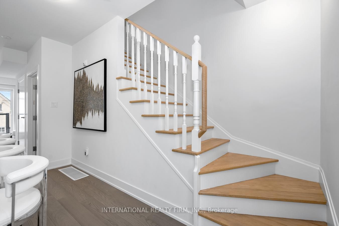 1 Hartman Avenue #5