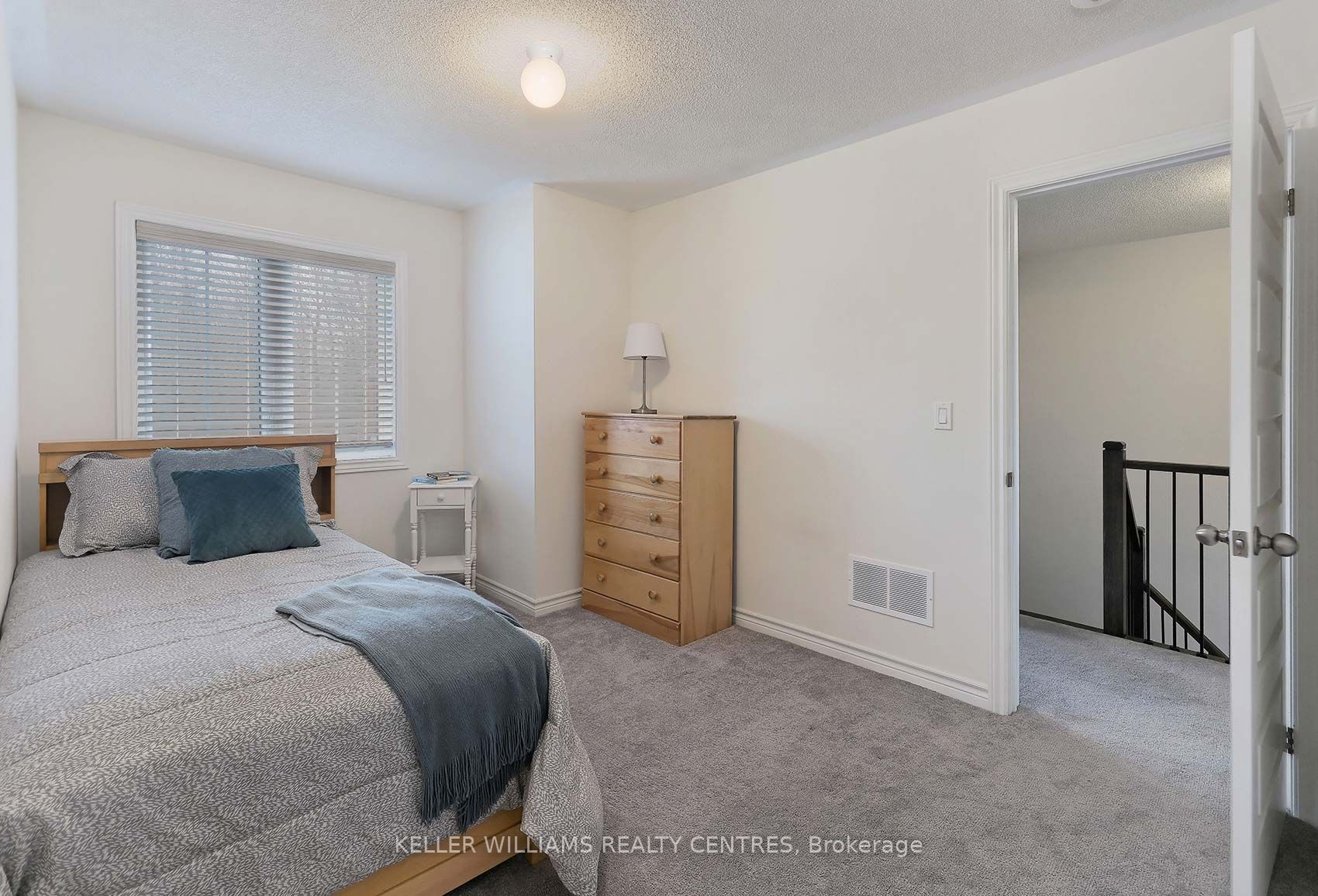 29 Anne Pegg Cres