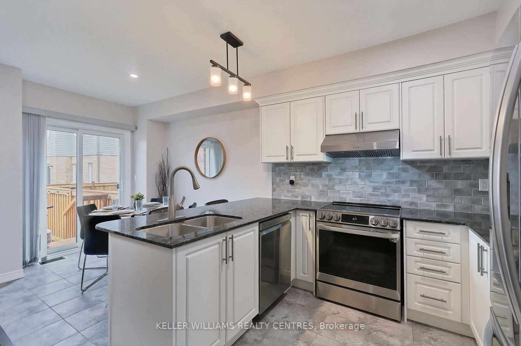 29 Anne Pegg Cres