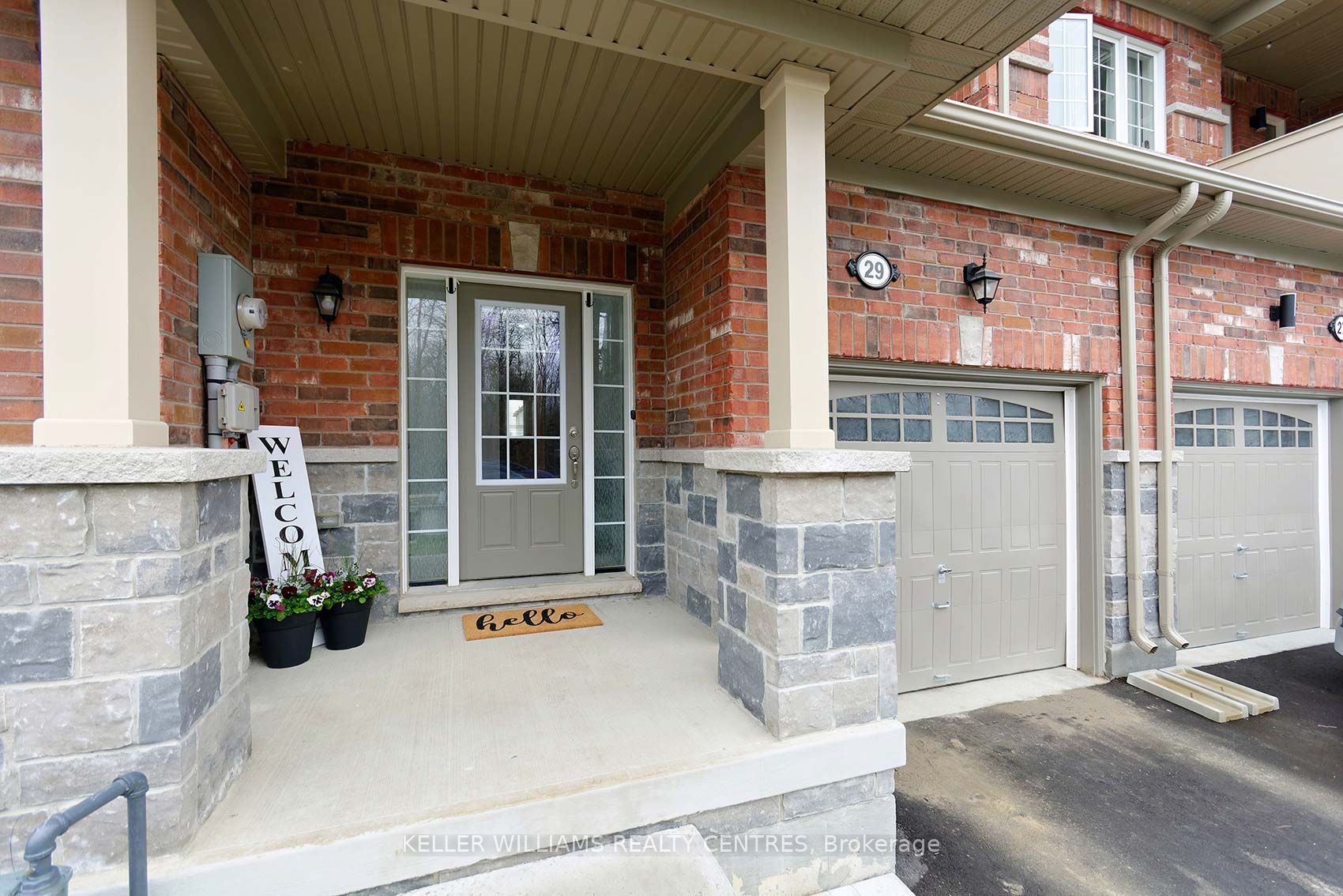 29 Anne Pegg Cres