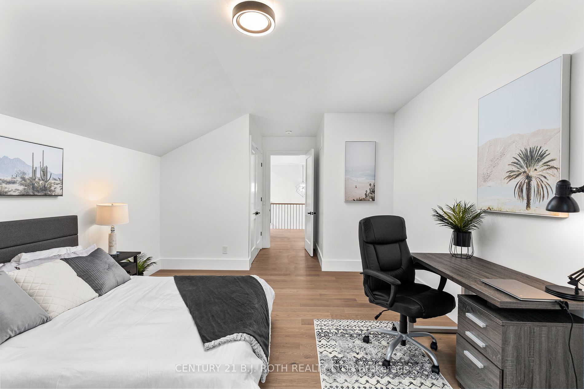 14 Selby St