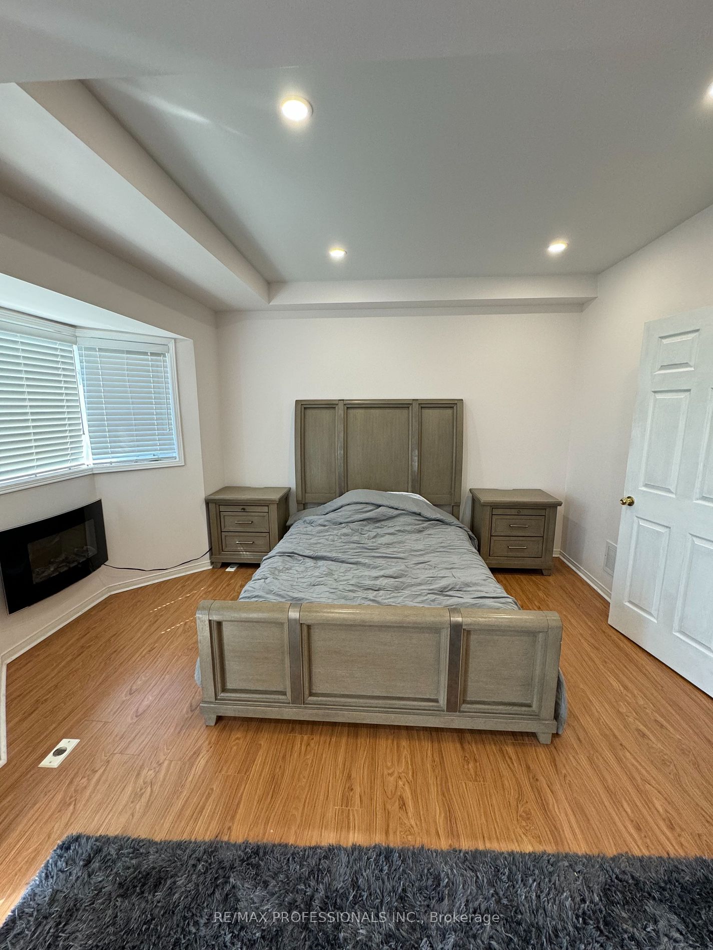 15 Cornell Meadows Avenue, #A206