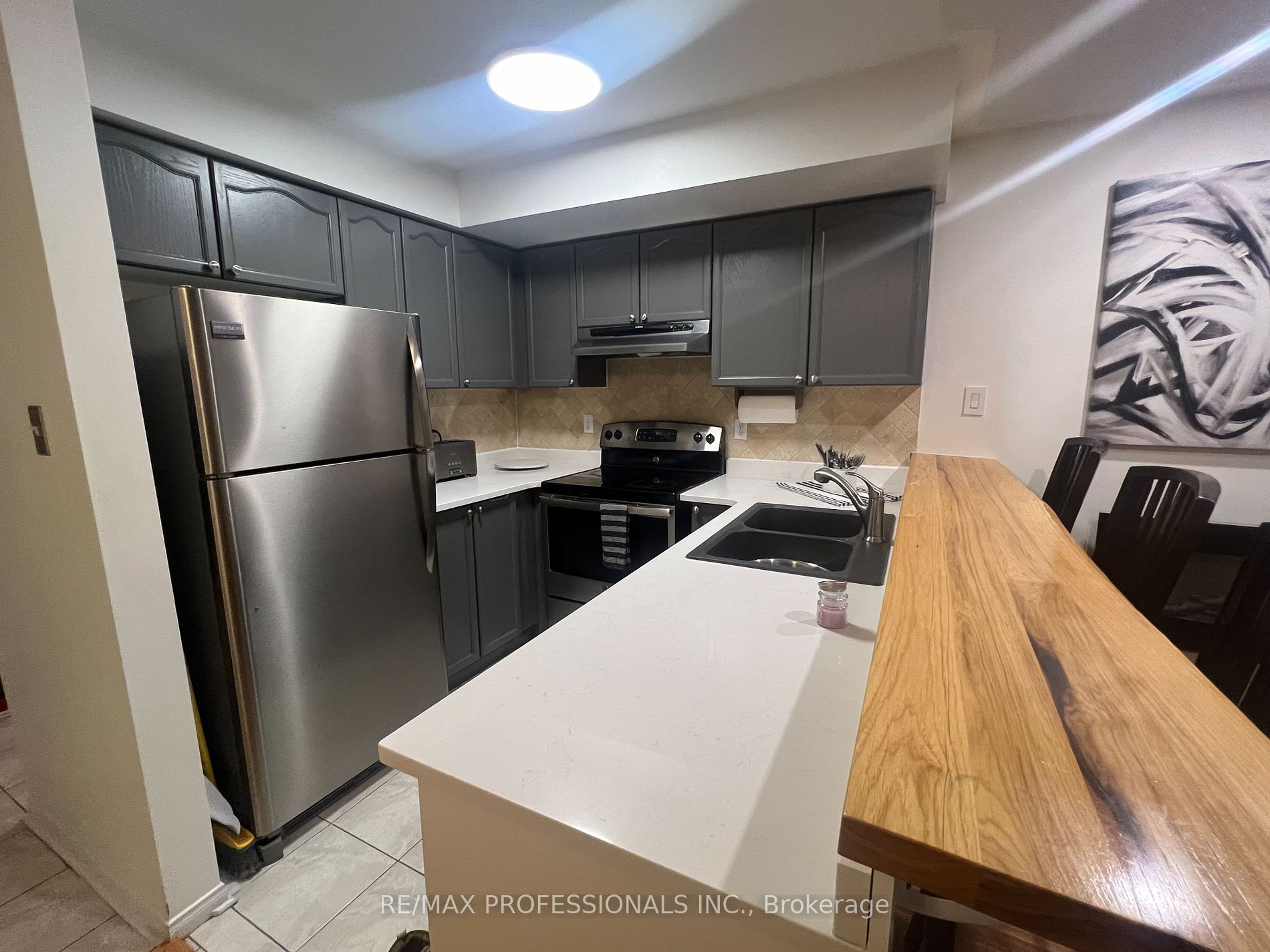 15 Cornell Meadows Avenue, #A206