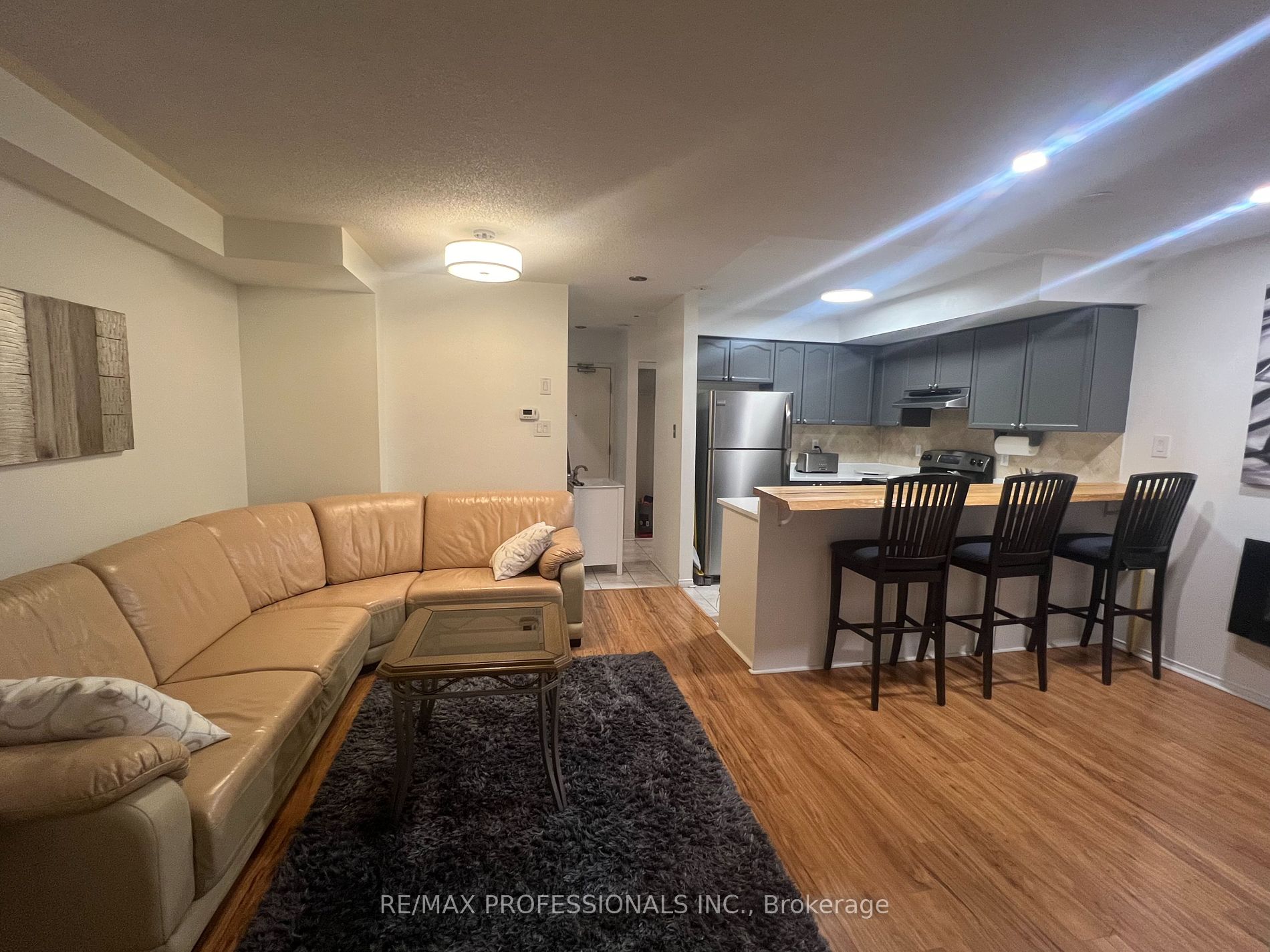 15 Cornell Meadows Avenue, #A206
