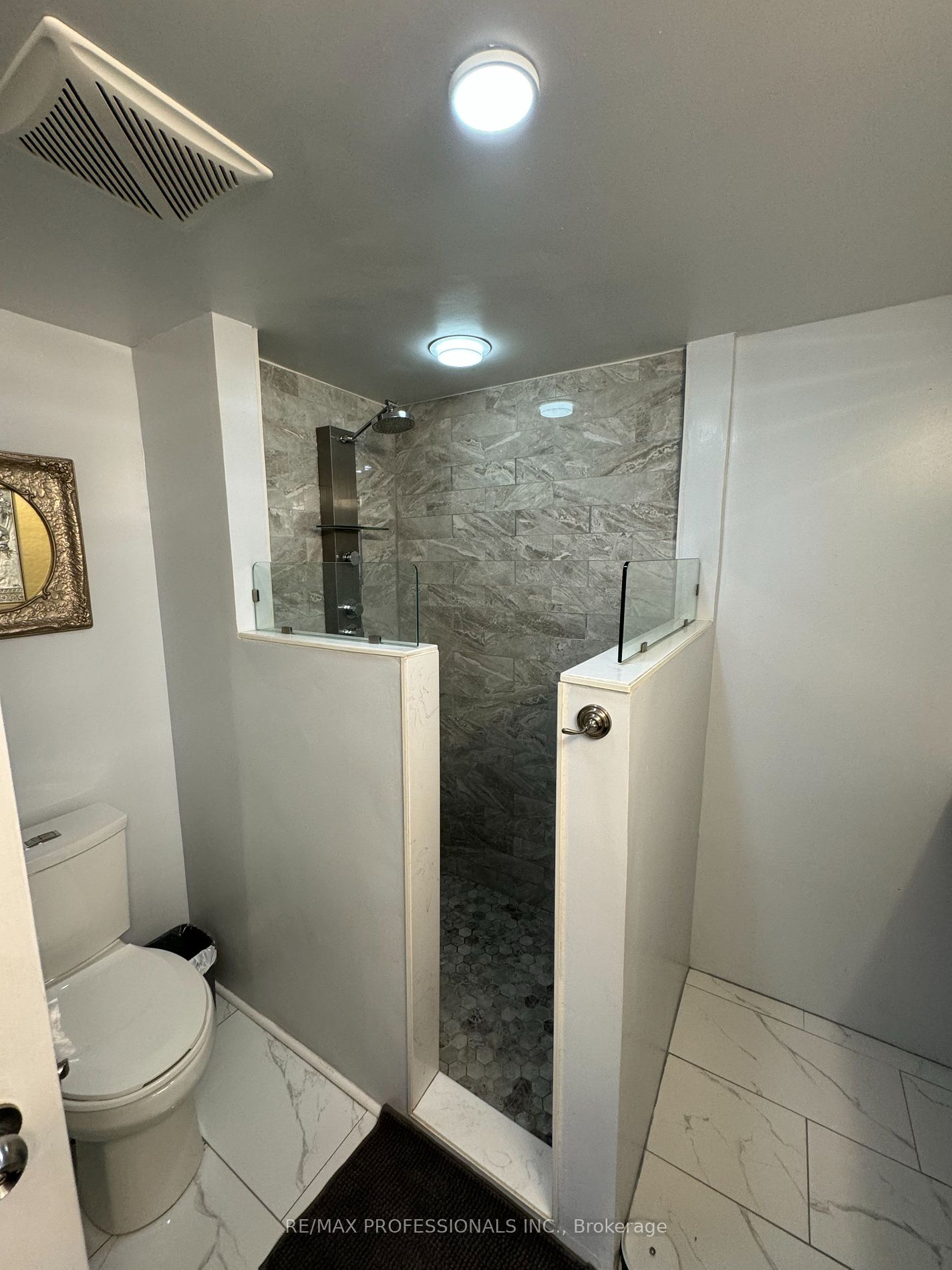 15 Cornell Meadows Avenue, #A206