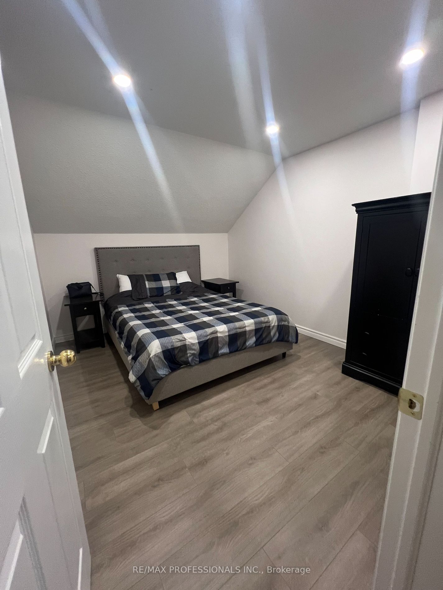 15 Cornell Meadows Avenue, #A206