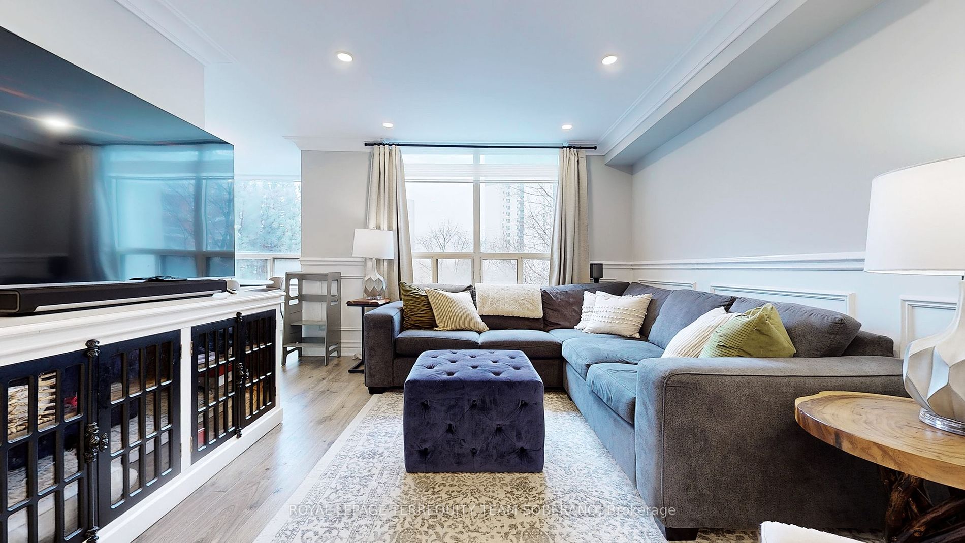 7 Townsgate Dr, #312