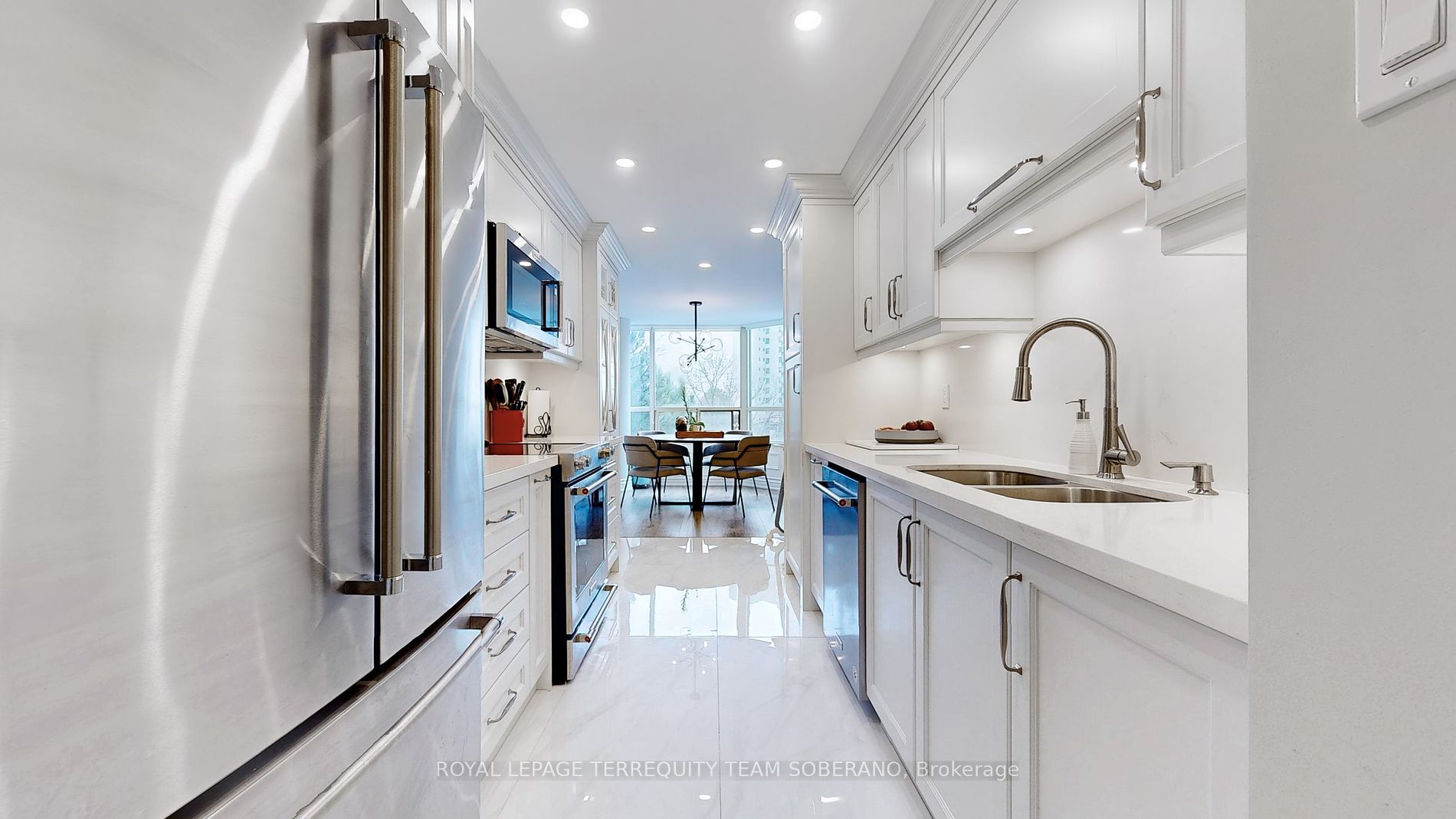 7 Townsgate Dr, #312