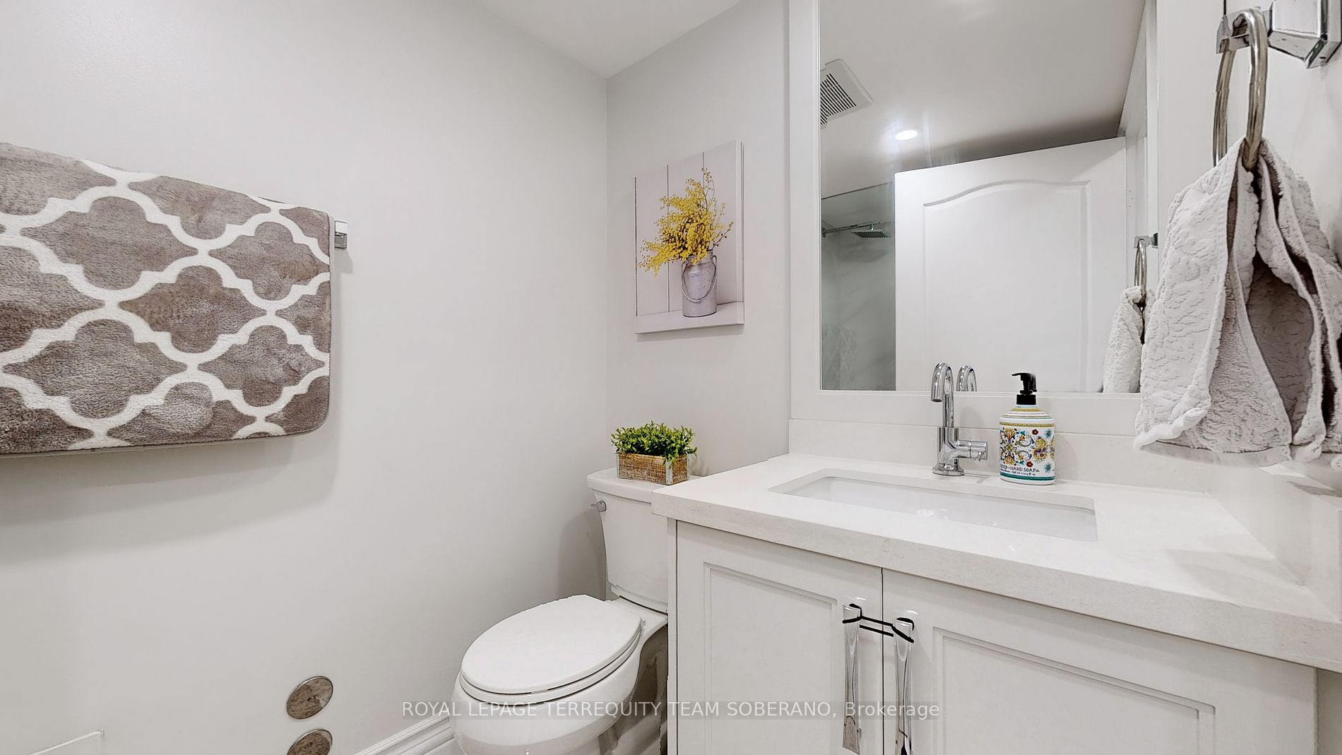 7 Townsgate Dr, #312