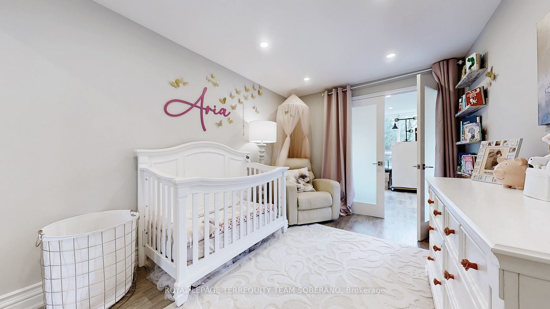 7 Townsgate Dr, #312