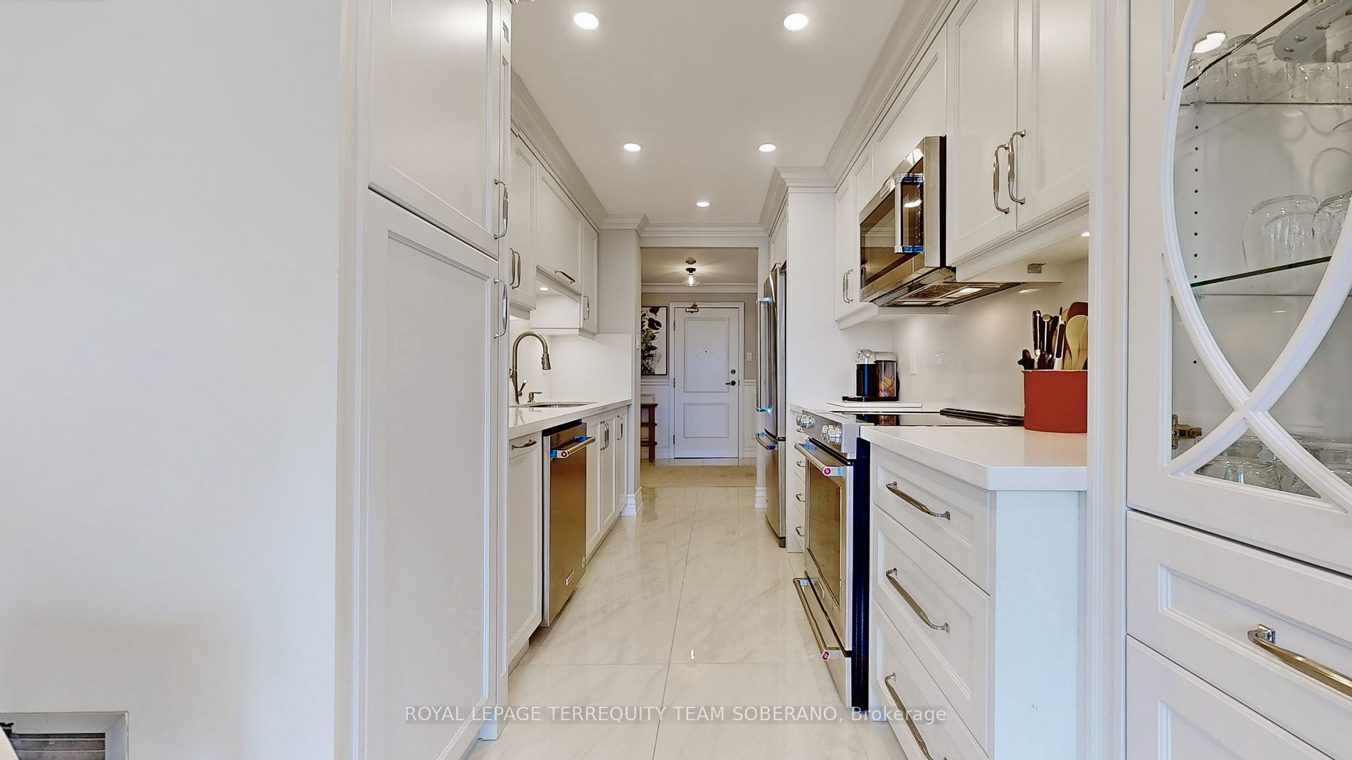 7 Townsgate Dr, #312