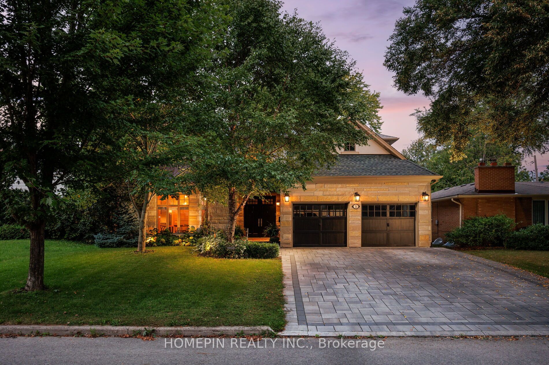 5 Callahan Rd