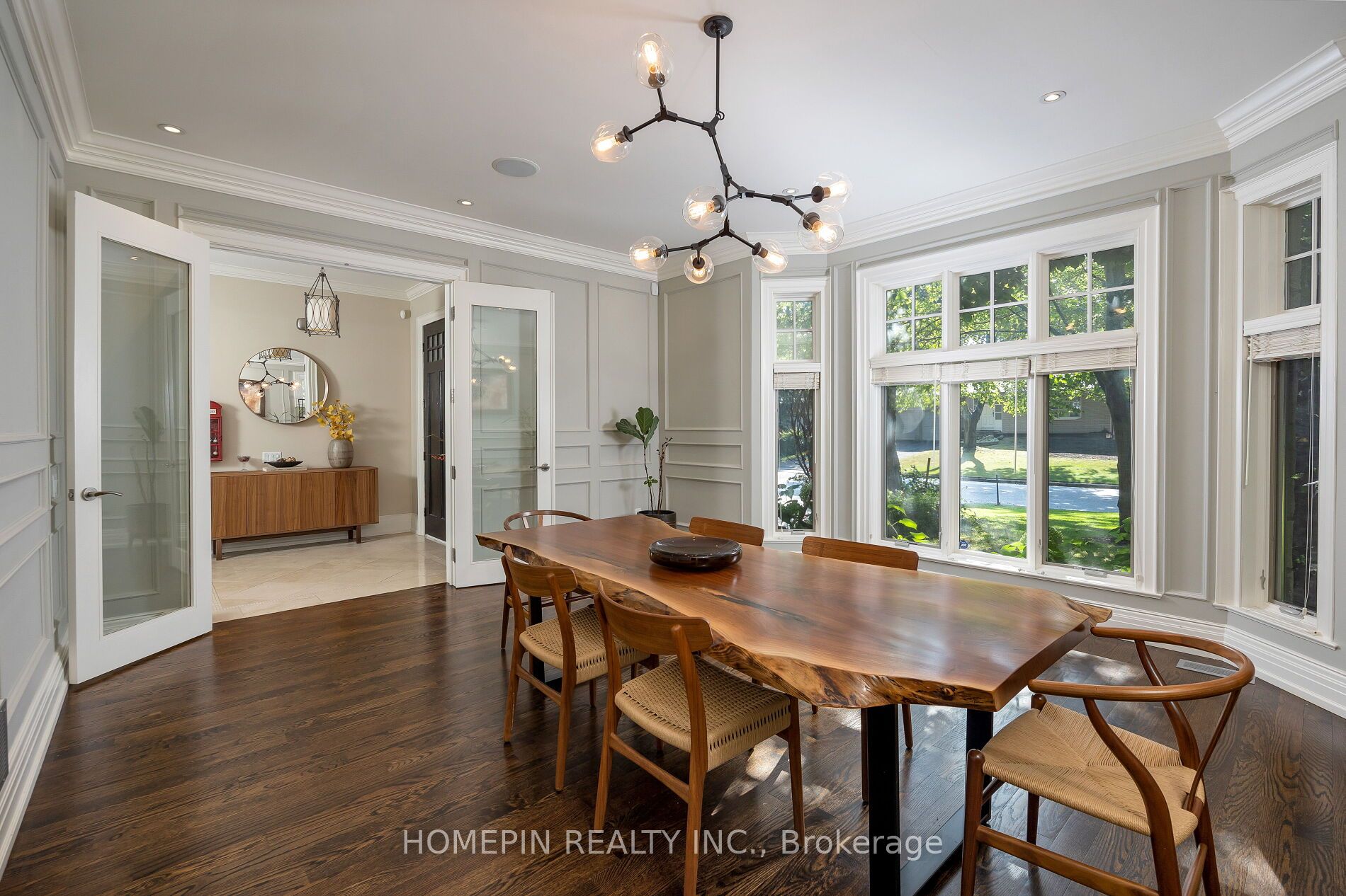 5 Callahan Rd
