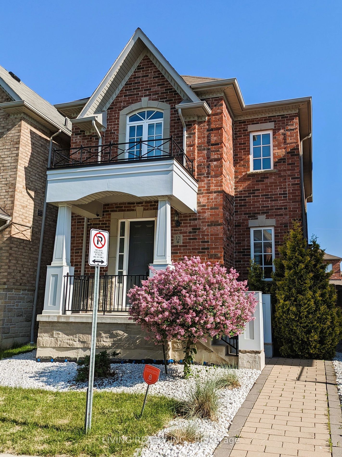 12 Plantain Lane