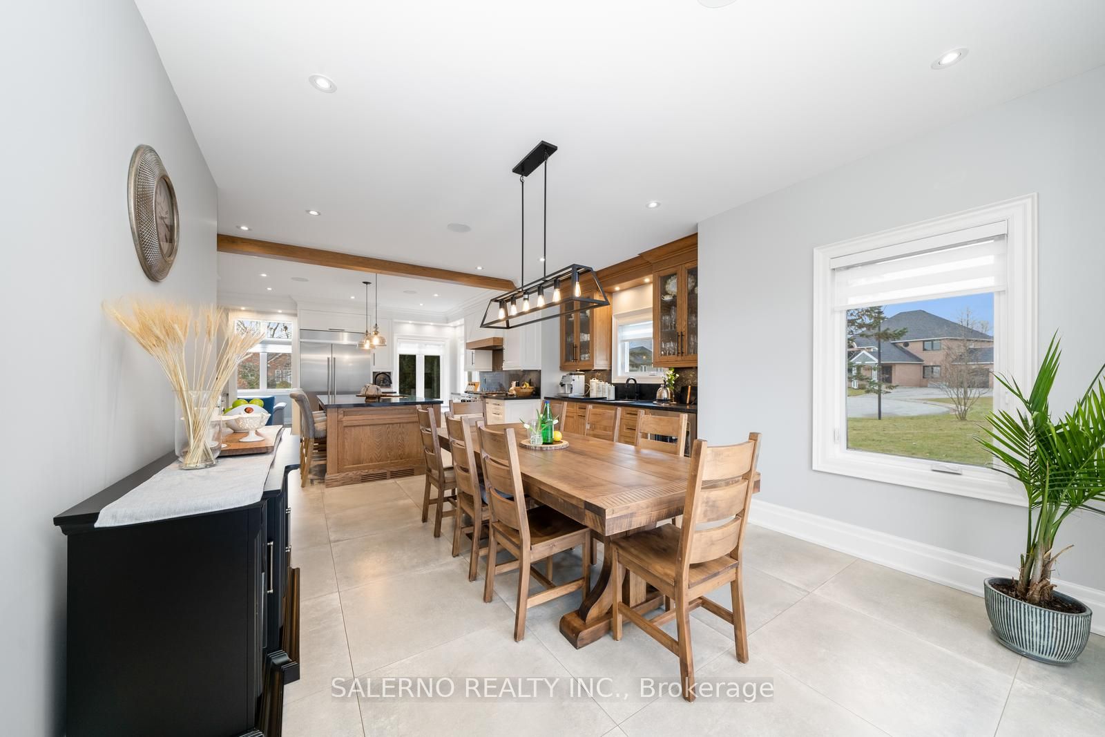 10 Farmcrest Court