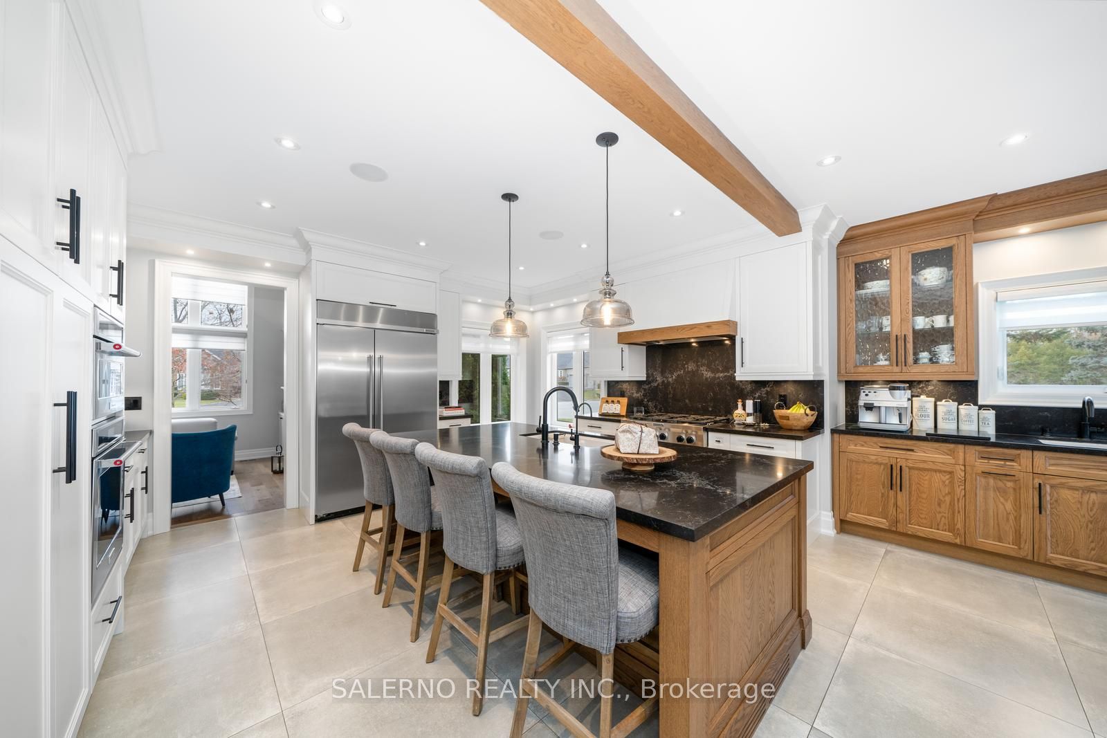 10 Farmcrest Court