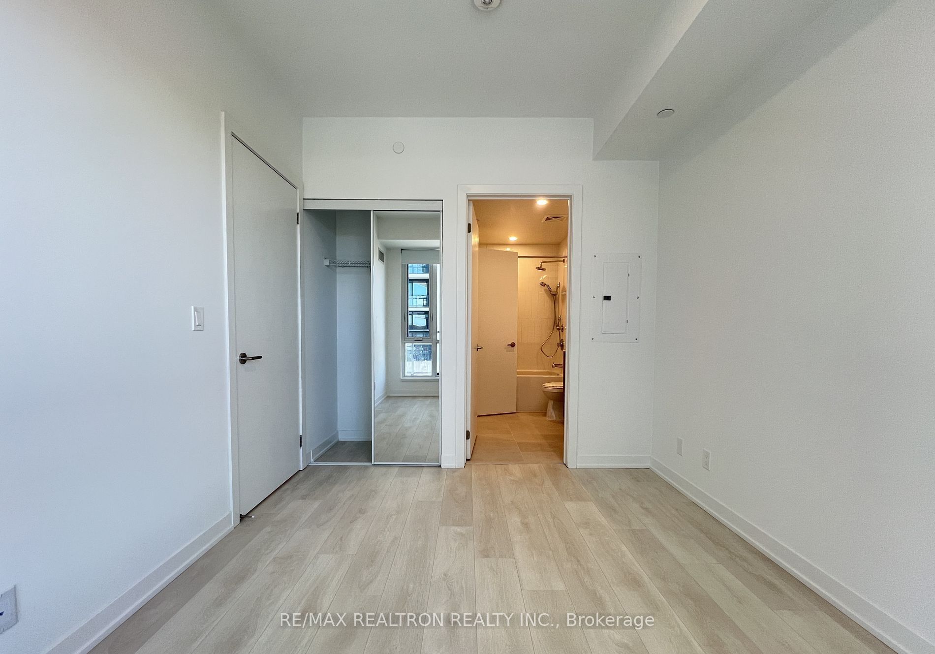 7950 Bathurst Street #B-0910