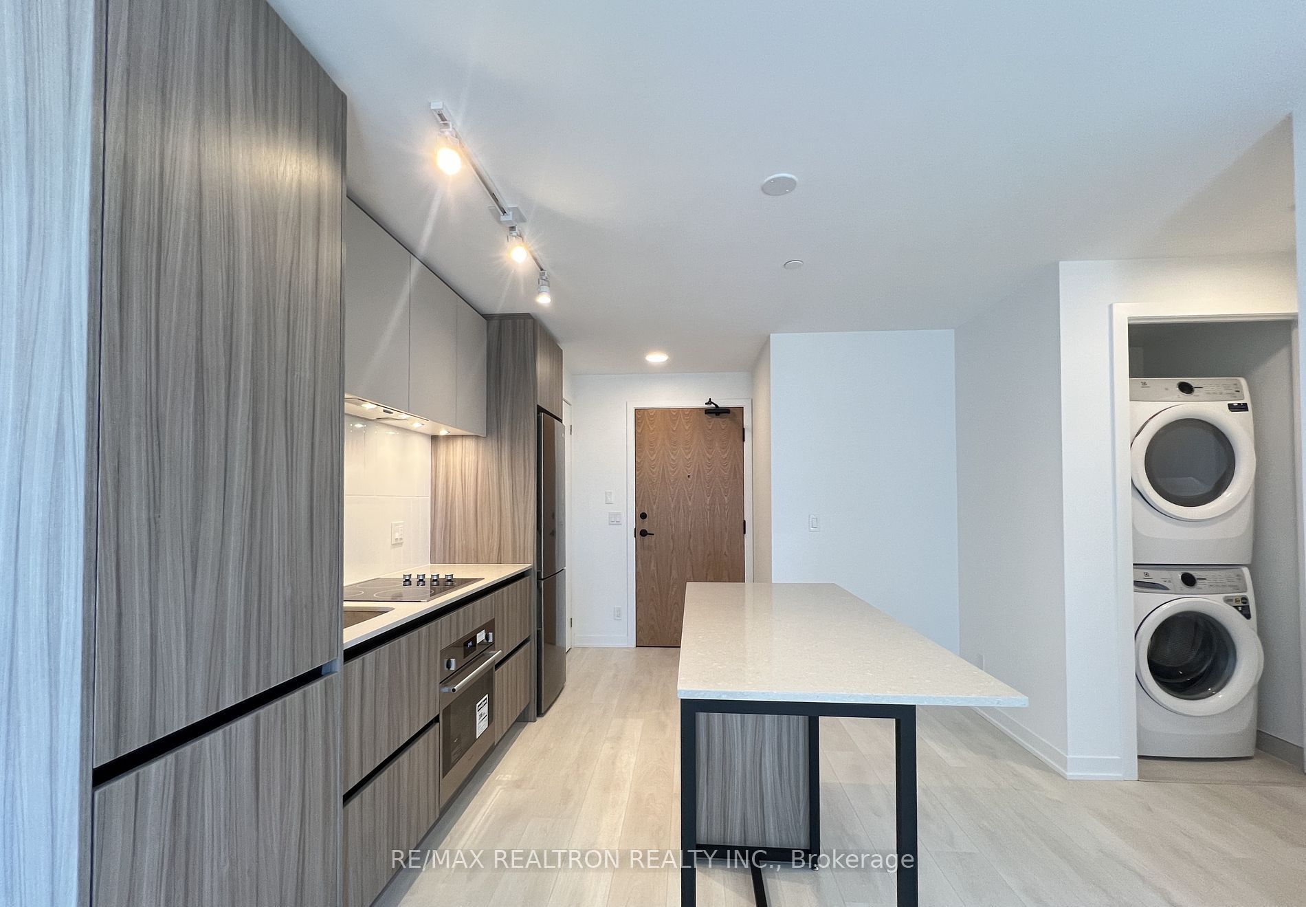 7950 Bathurst Street #B-0910