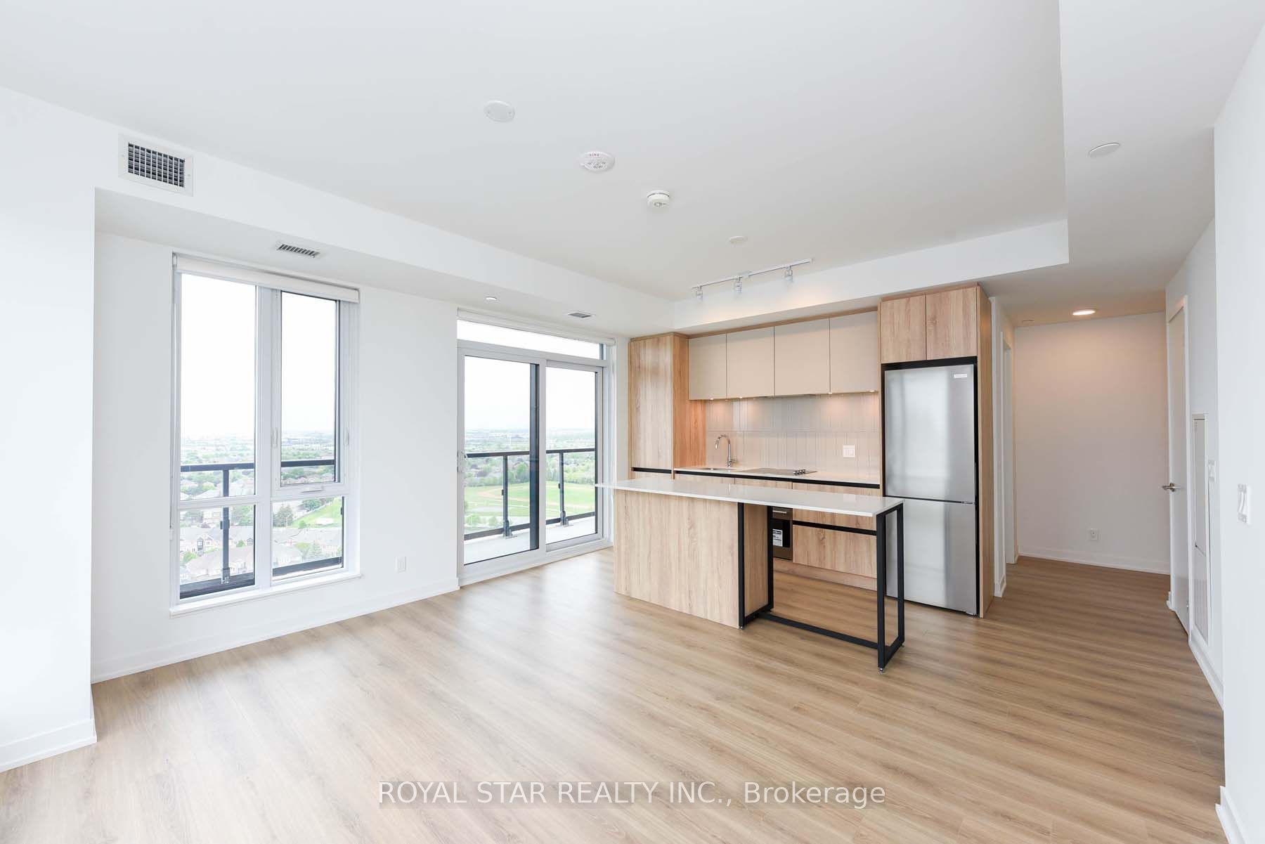 7950 Bathurst Street, #2011