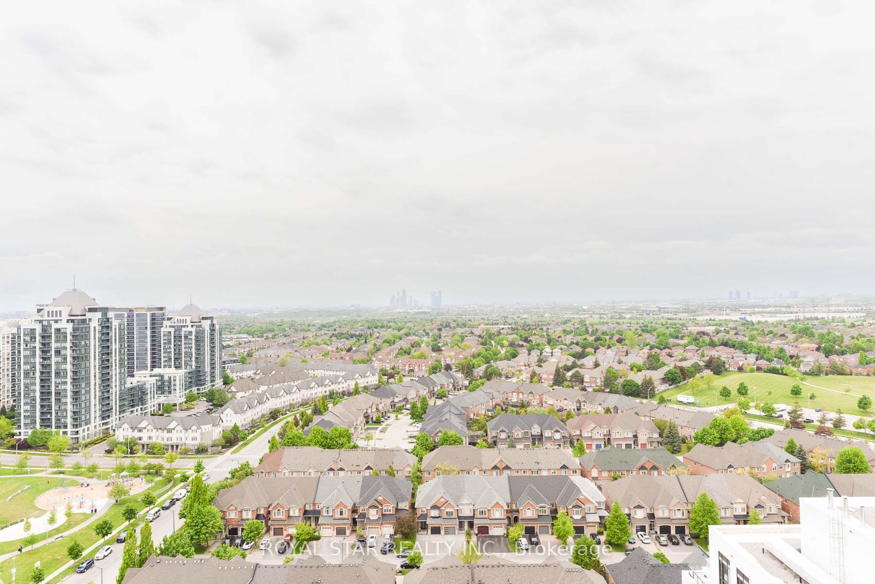 7950 Bathurst Street, #2011