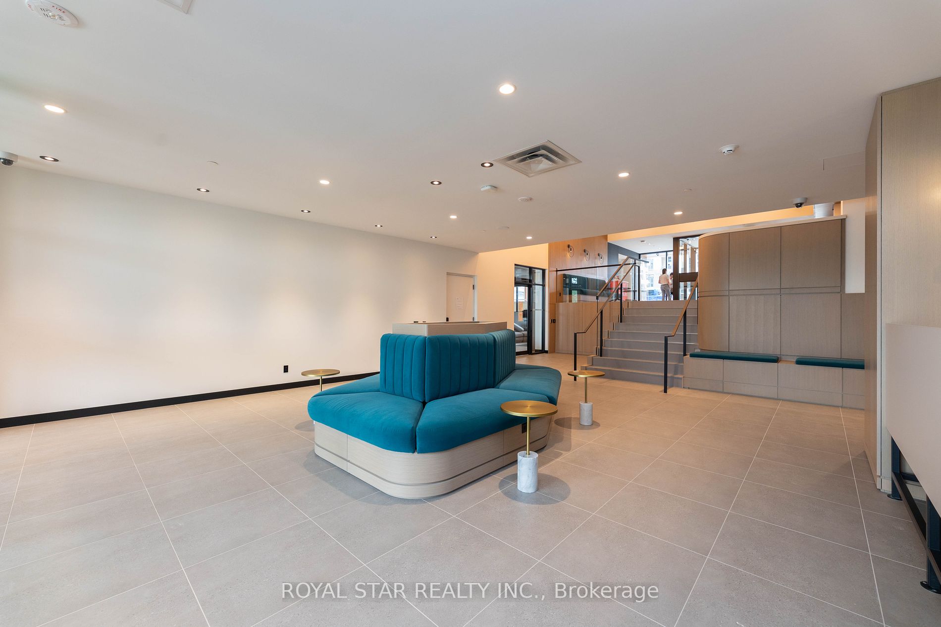 7950 Bathurst Street, #2011