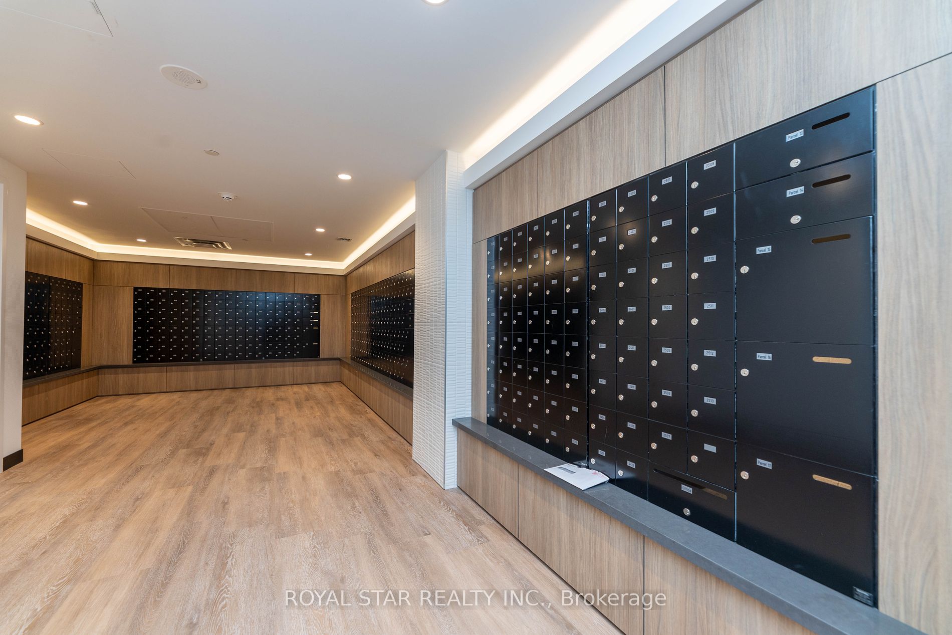 7950 Bathurst Street, #2011