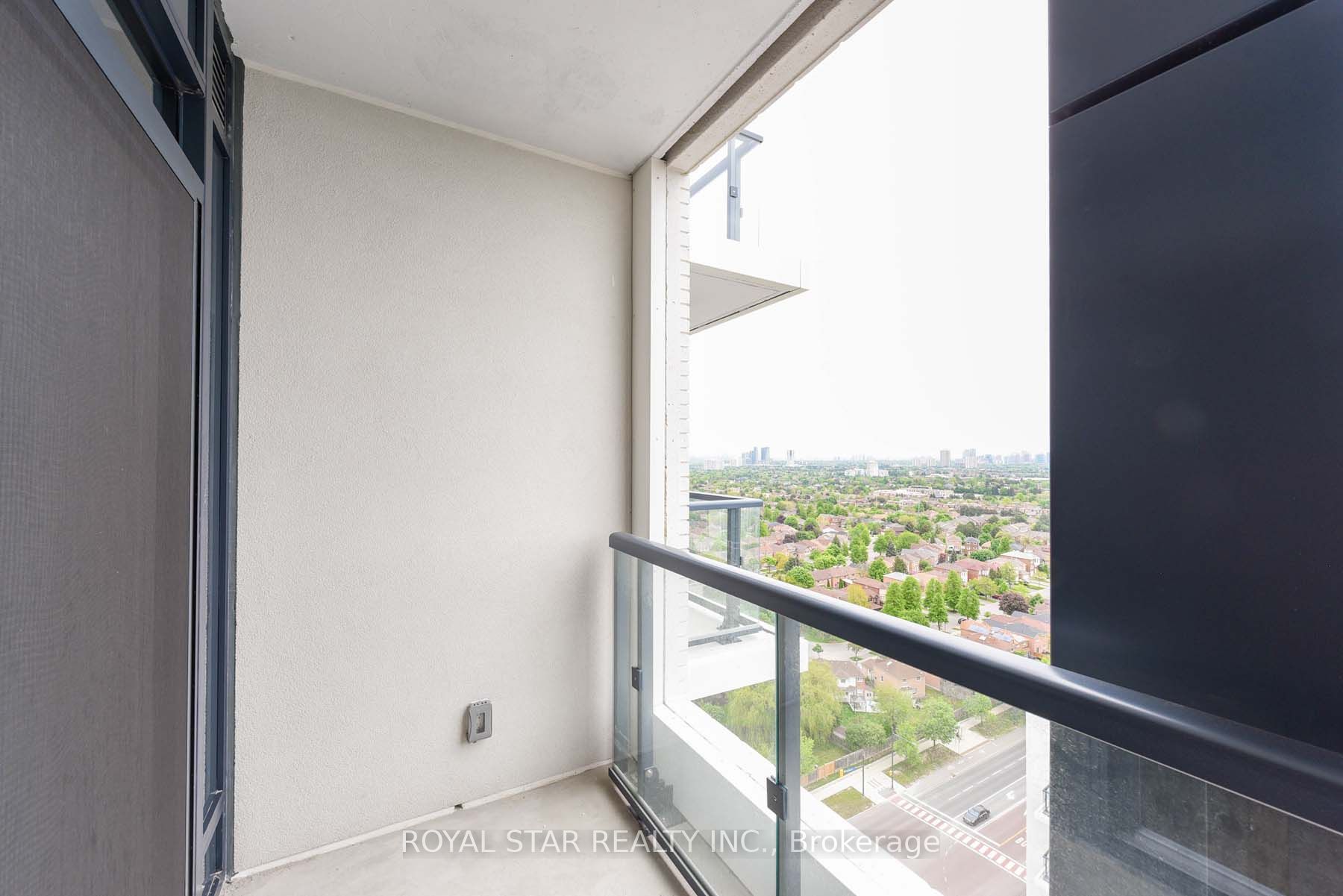 7950 Bathurst Street, #2011