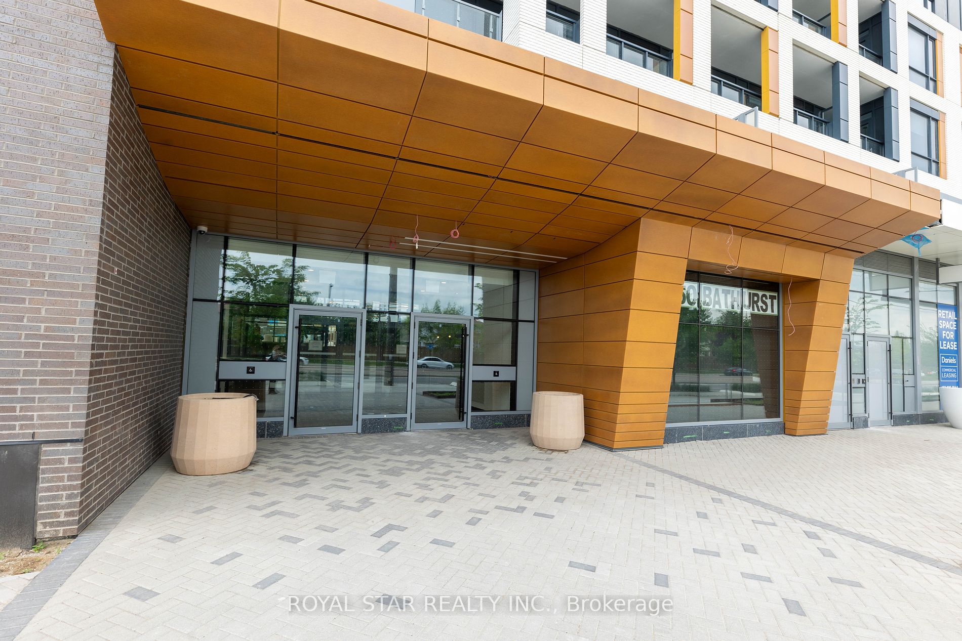 7950 Bathurst Street, #2011