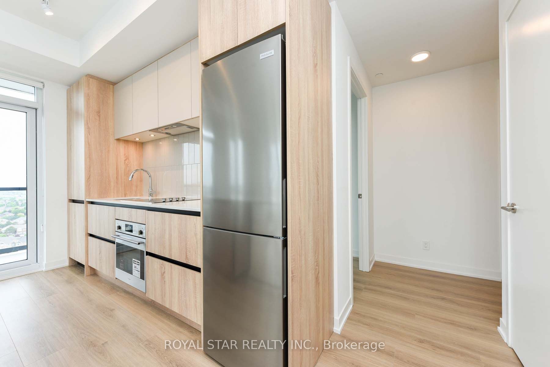 7950 Bathurst Street, #2011