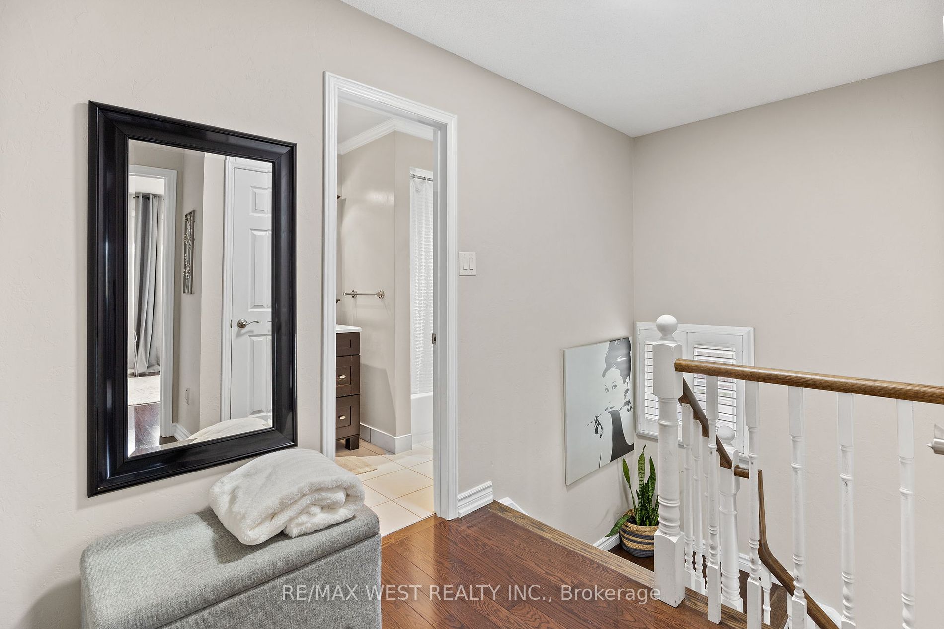 207 Greenock Dr
