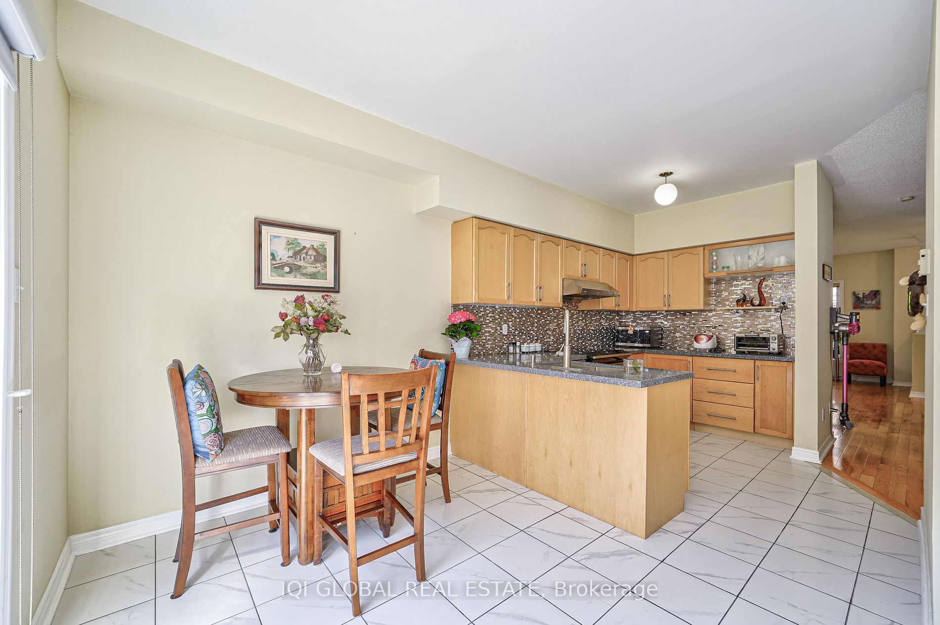 23 Observatory Lane #26
