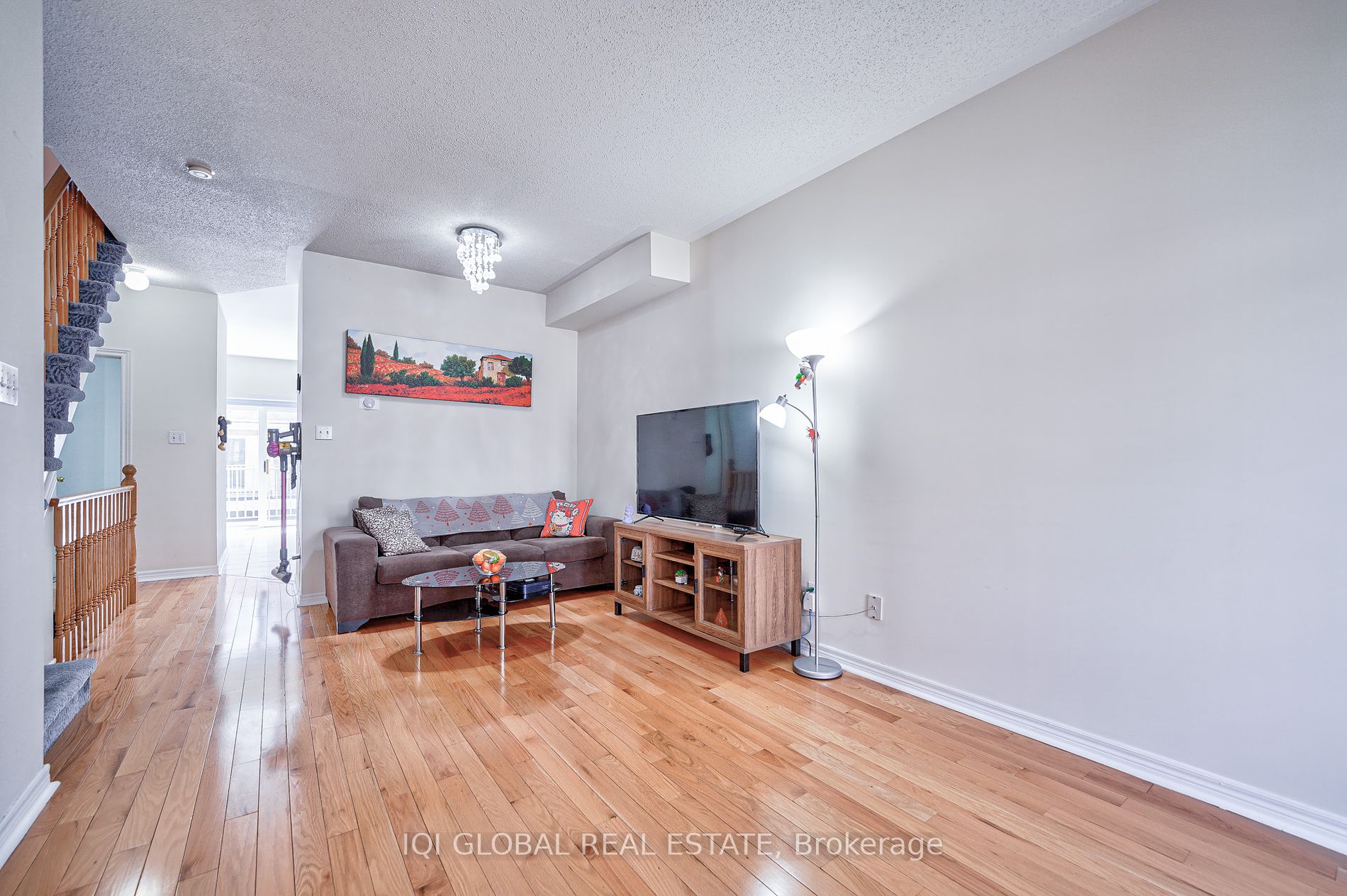 23 Observatory Lane #26