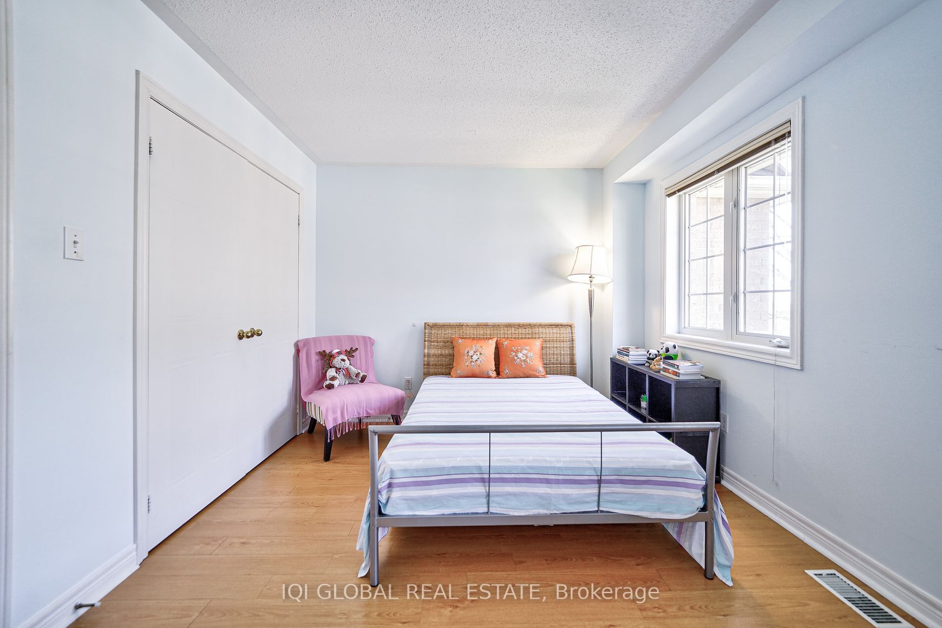 23 Observatory Lane #26